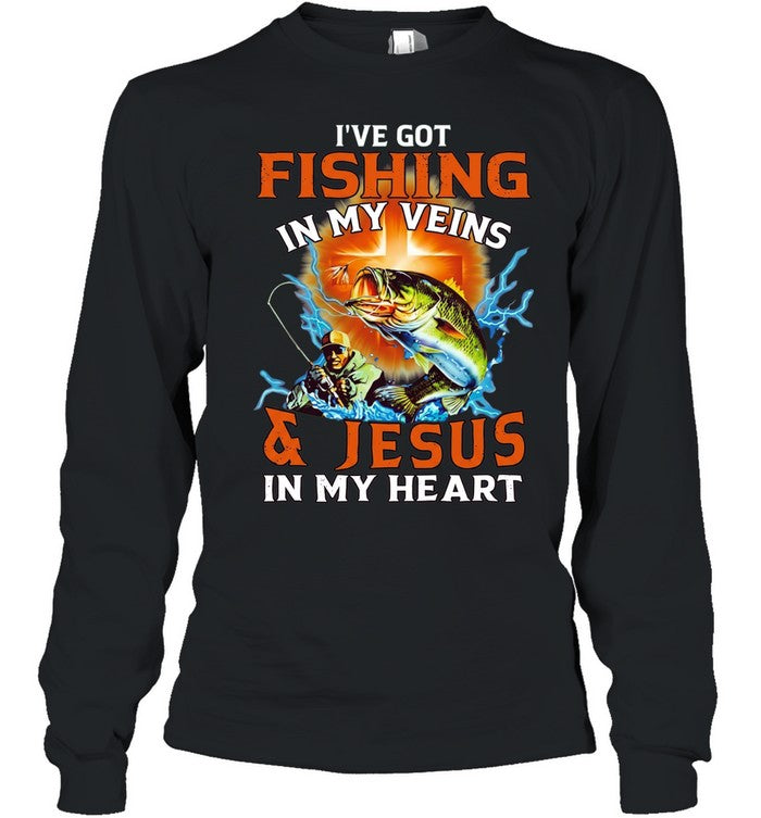 I’ve got fishing in my veins and Jesus in my heart Unisex T-Shirt