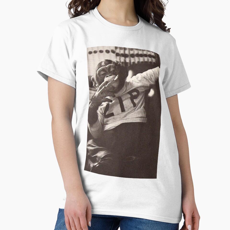 SMOKING CHIMP by n82camisetas