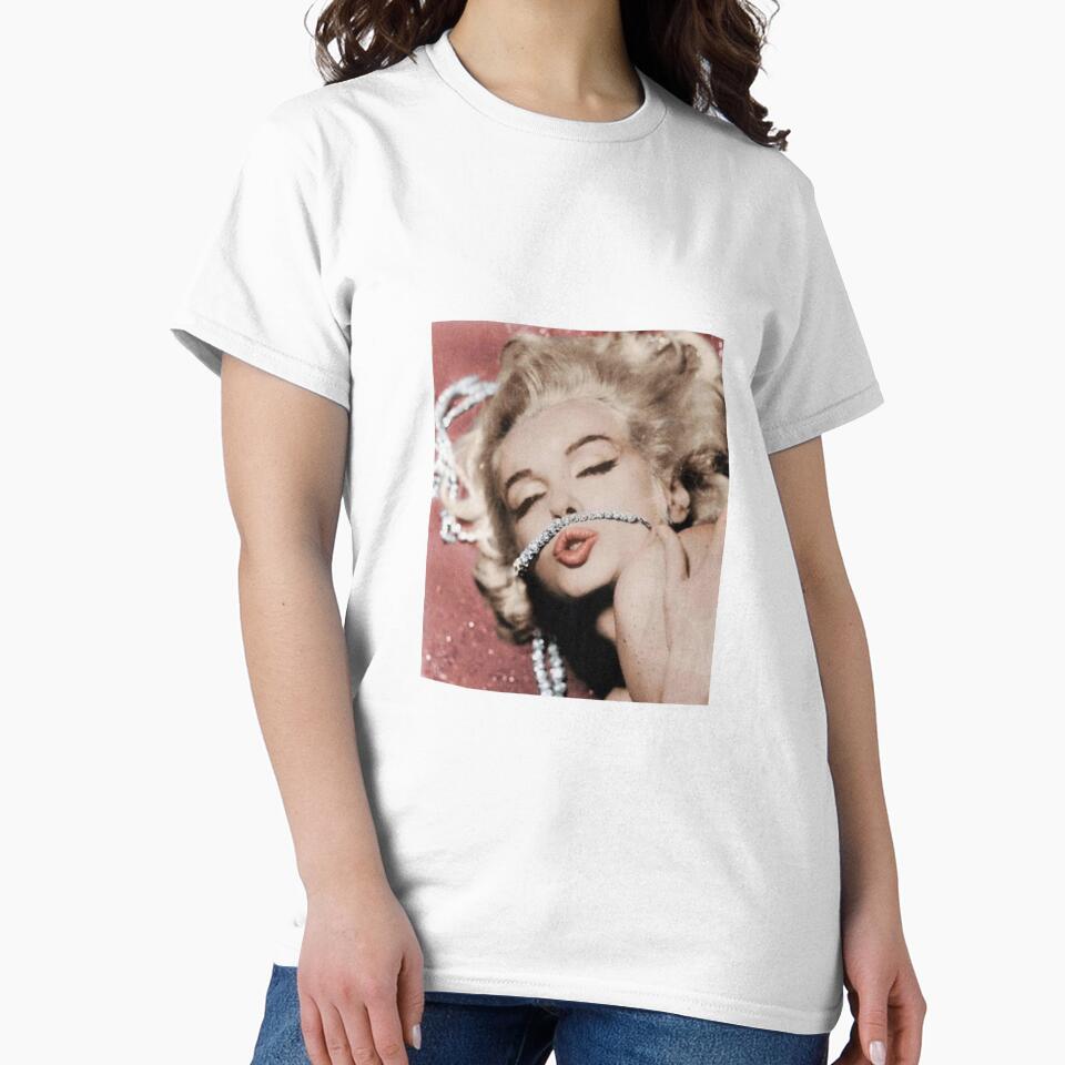 Jewelry Marilyn. by crumpetstrumpet