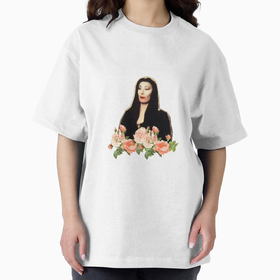 morticia vintage art by Ilustra Club