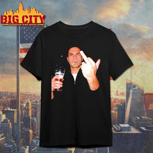 Mikel Arteta middle finger shirt