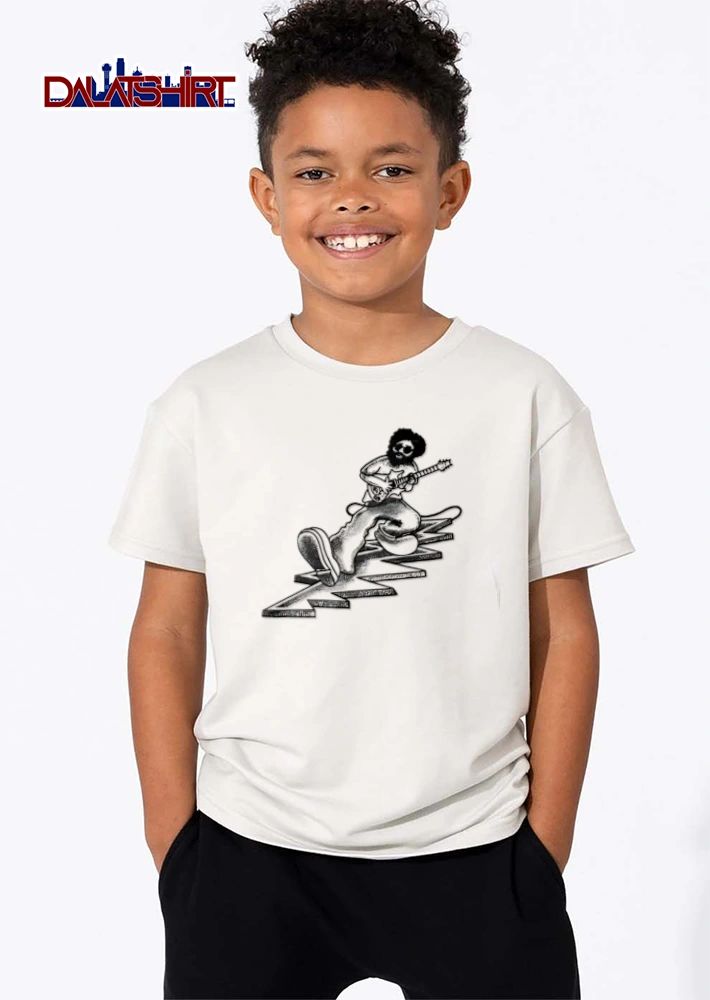 Grateful Dead Jerry Garcia man playing electric guitar walking shirt
