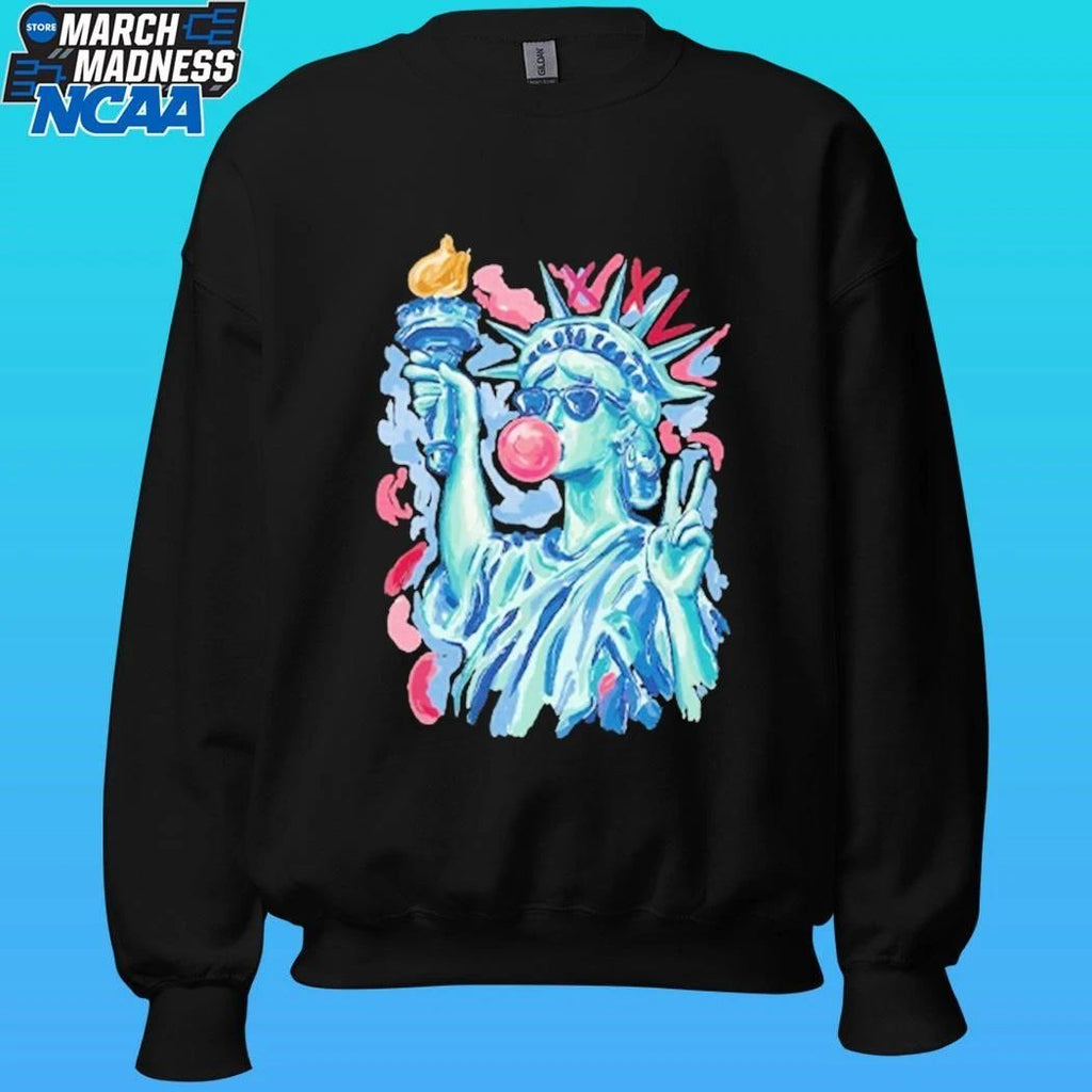 Statue Of Liberty Blowing Bubble Gum 4th Of July T Shirt