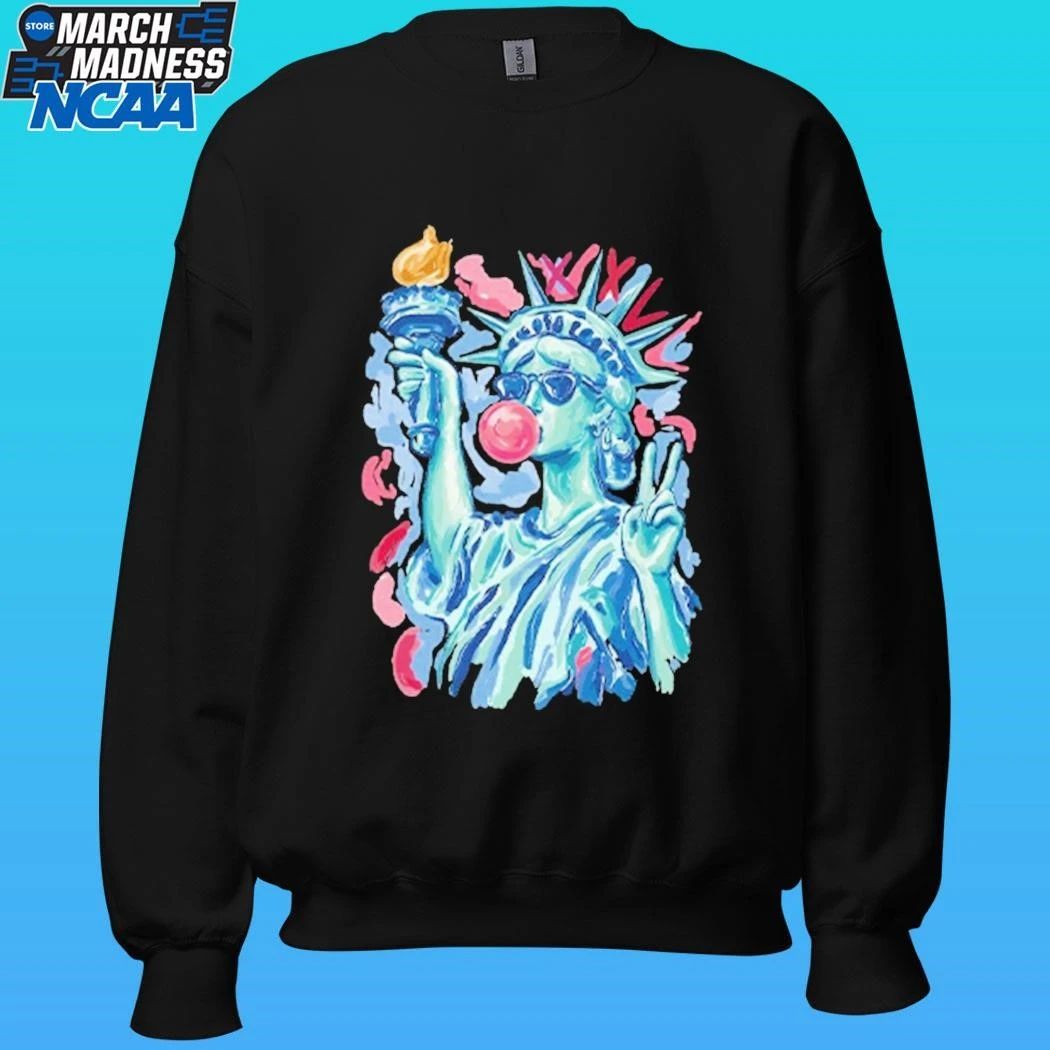 Statue Of Liberty Blowing Bubble Gum 4th Of July T Shirt