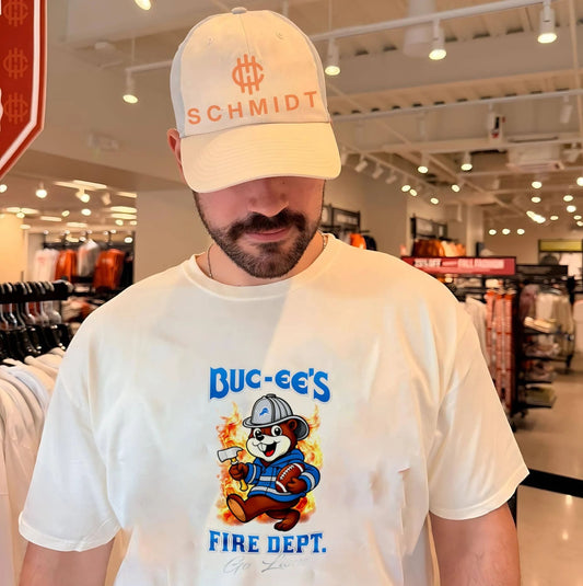 Detroit Lions Buc-Ee’s Fire Dept go Bears Firefighter Strong shirt