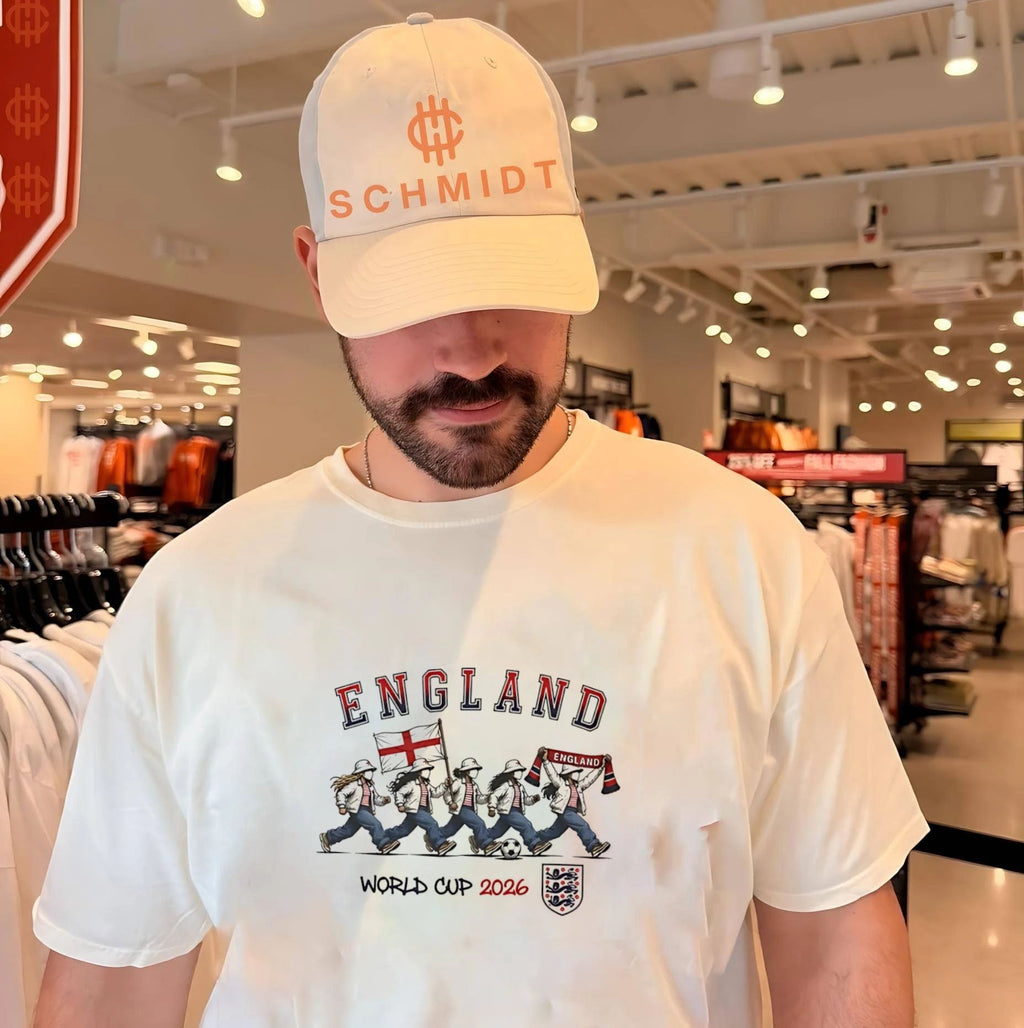 England World Cup 2026 Women’s soccer players graphic vintage shirt