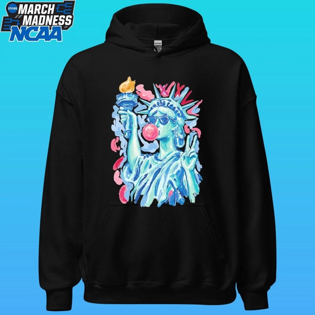 Statue Of Liberty Blowing Bubble Gum 4th Of July T Shirt