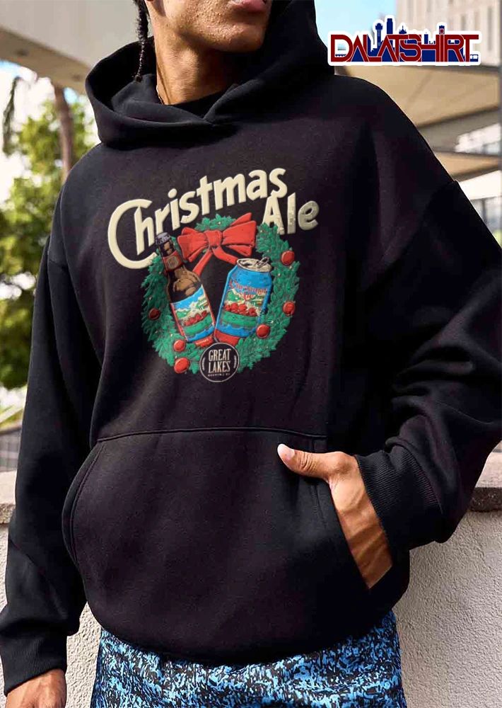 Great Lakes Brewing Co Christmas Ale beer bottle and can wreath shirt